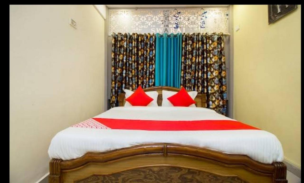 Hotel Swaraj Logde Panvel Exterior photo